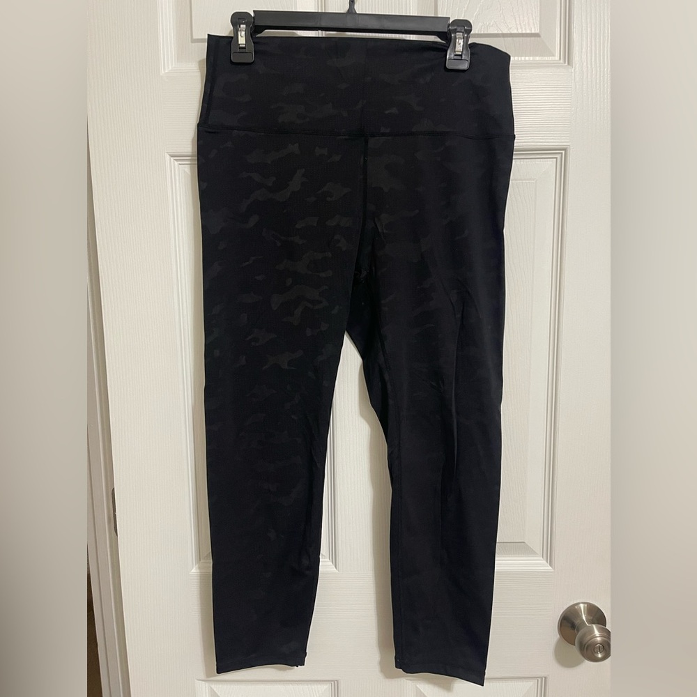 ZYIA Black/Camo Print Leggings